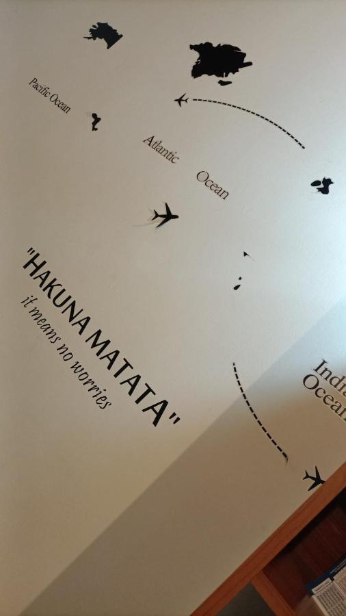 Hakuna Matata ,Grazioso Appartamento In Centro Caserta Exterior photo
